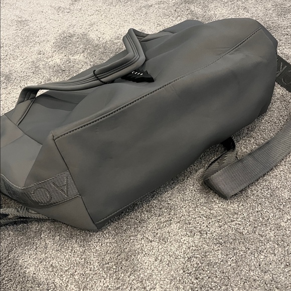 Thacker weekender in grey - Picture 10 of 11